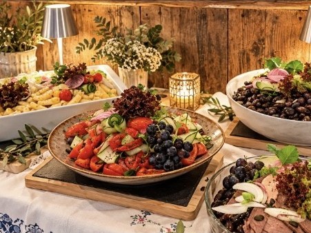 Reichhaltiges regionales Buffet